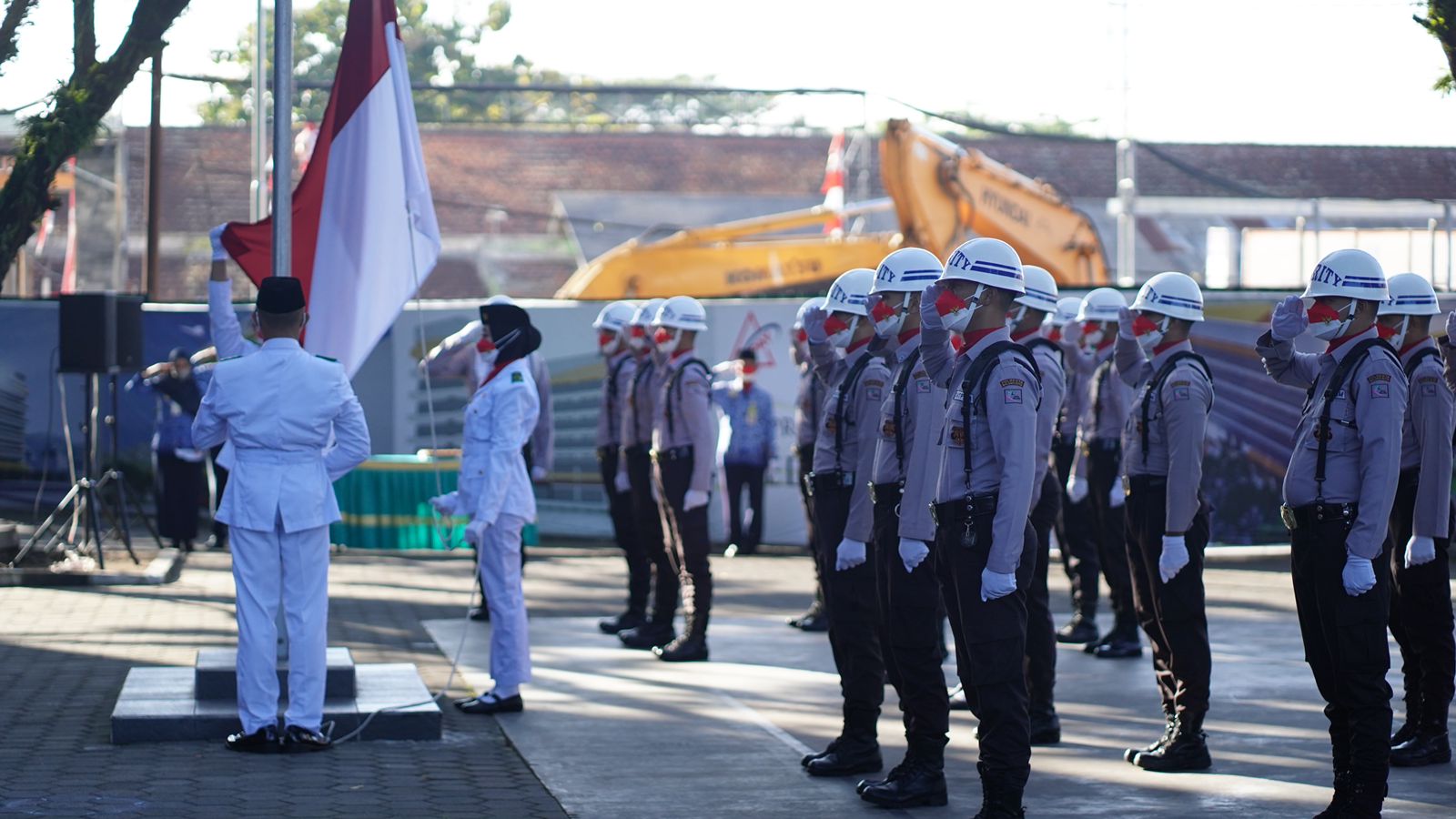 Upacara Bendera Memperingati HUT Republik Indonesia ke-77