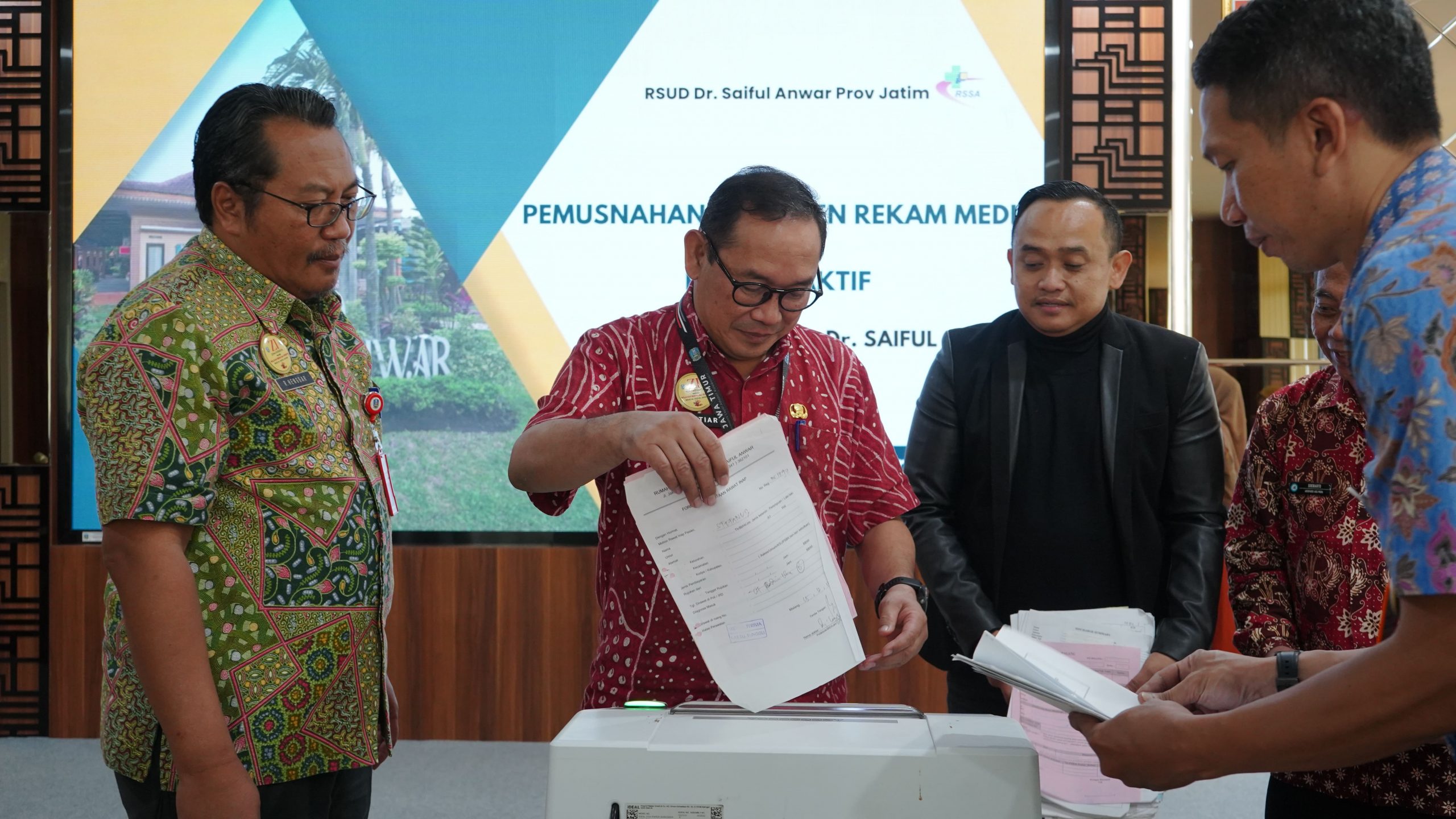 Pemusnahan Dokumen Rekam Medik dan Resep Inaktif di Lingkungan RSUD Dr. Saiful Anwar